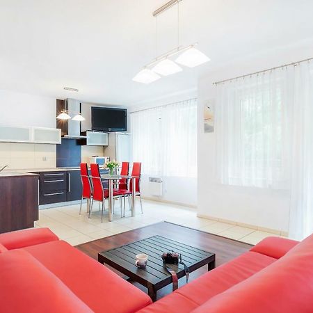 Apartamenty Morskie Oko By Noclegi Renters Miedzyzdroje Exterior foto